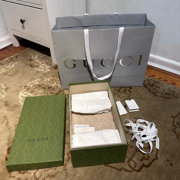 Authentic Gucci Empty Box - Picture 2 of 7